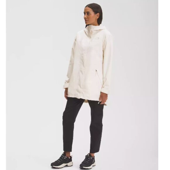 The North Face Jackets & Blazers - NWT The North Face Voyage Midi Waterproof Jacket